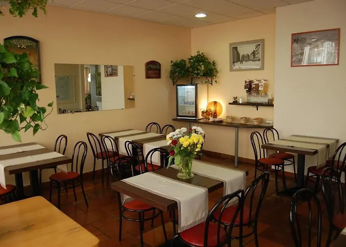 فندق Greet Centre Gare Accor غرونوبل